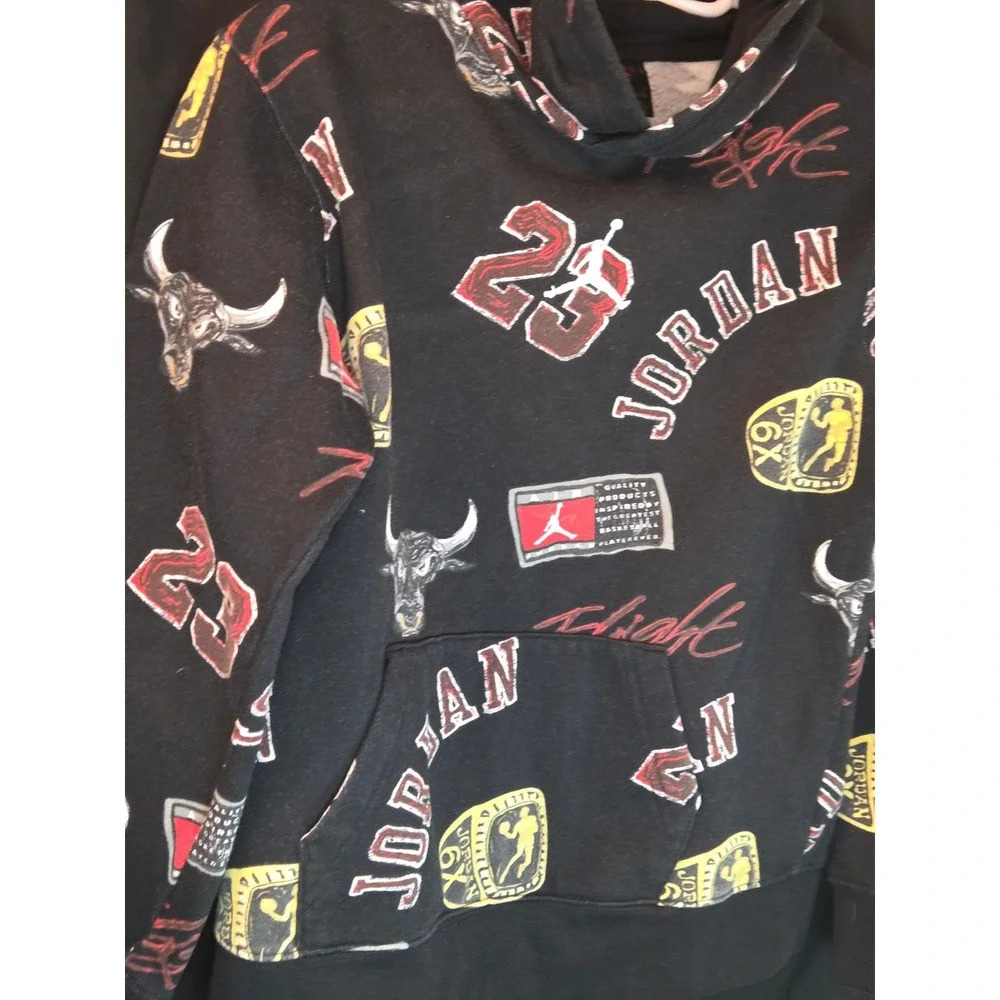 Jordan Youth Black Pullover Hoodie 23 Bulls Logo Jumpman‎ Spellout Size L 12-13